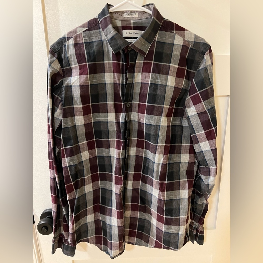 Calvin Klein Liquid Cotton Casual Button Down - Medium preowned